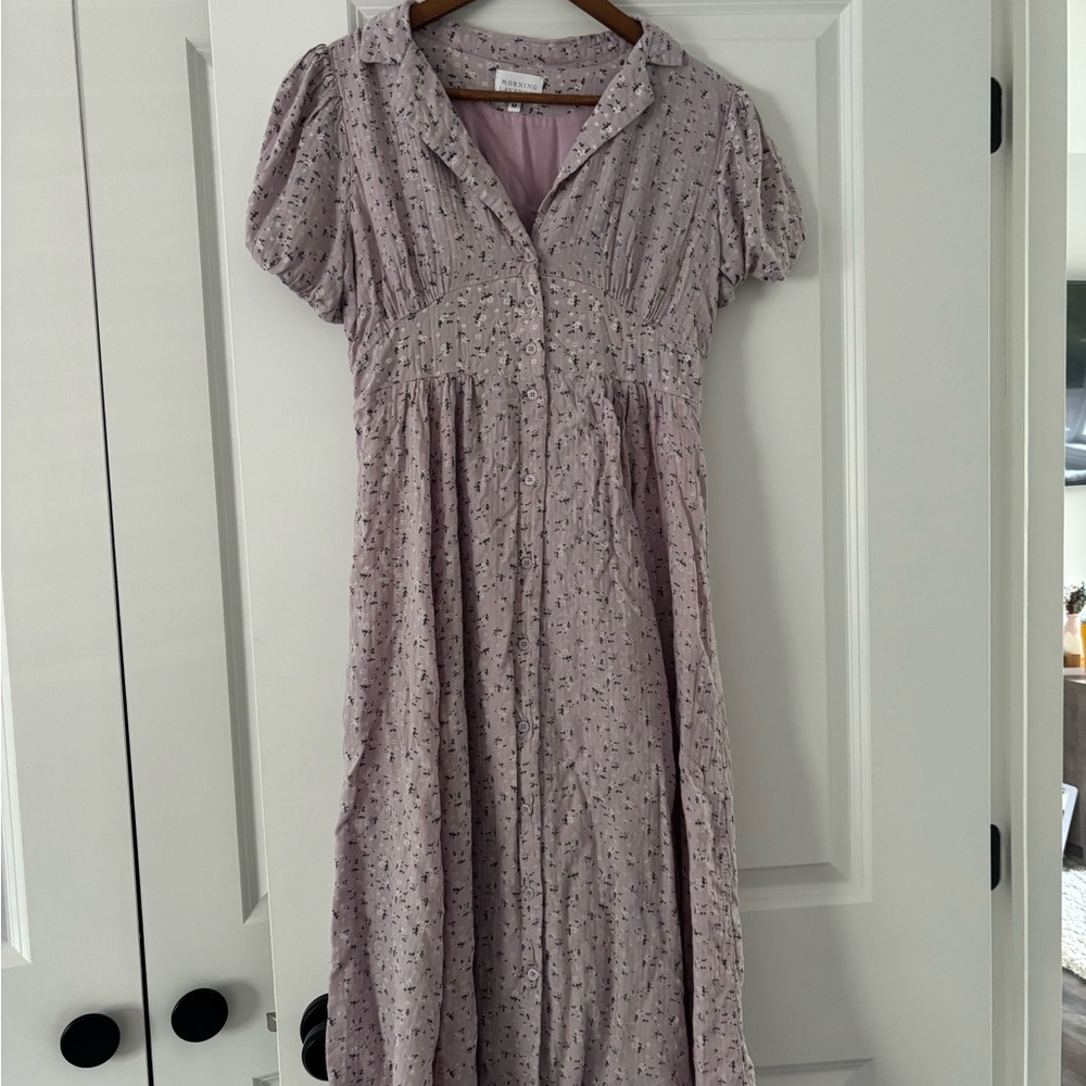 Elegant Lilac Floral Midi Dress